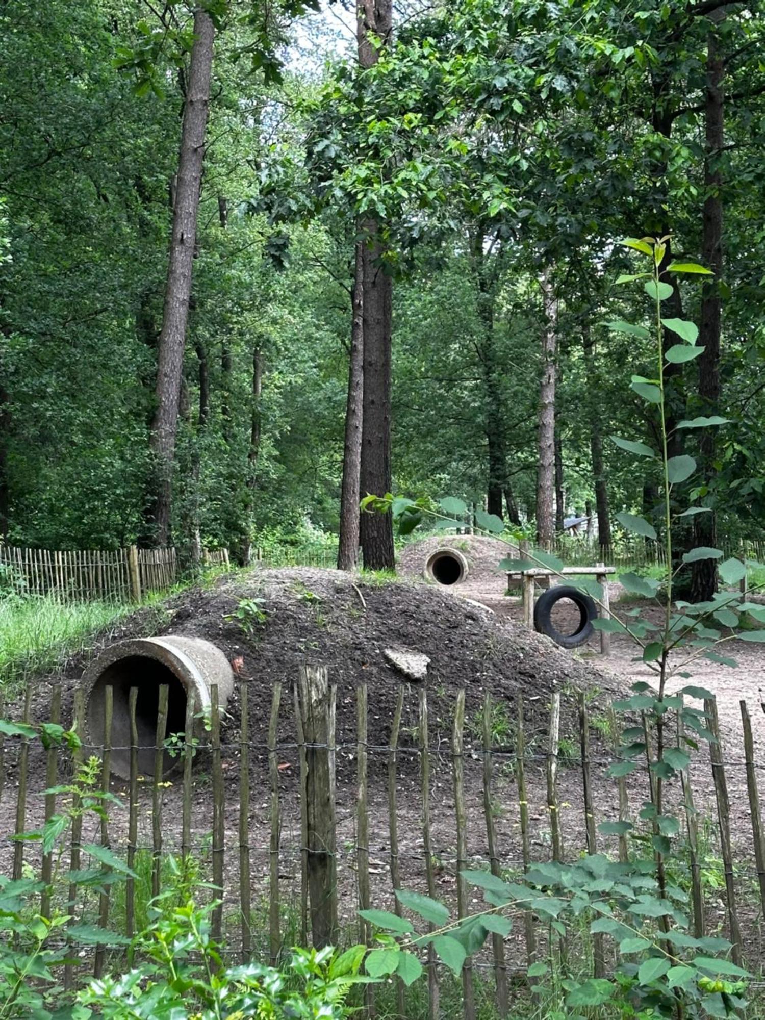 Sfeervolle Blokhut Op De Veluwe Op Recreatiepark Topparken In Beekbergen Met Vrije Tuin En Eigen Parkeerplaats Экстерьер фото